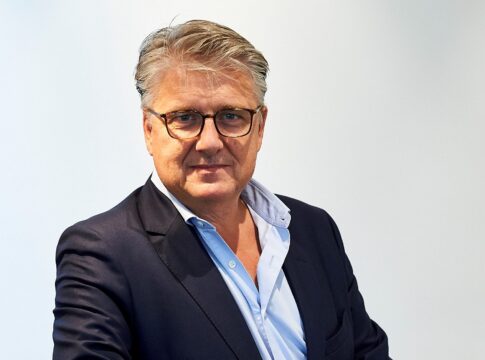 Path Acquisition reshapes HR Path’s global HRIS strategy On 4 December 2025, HR Path confirmed the strategic purchase of Blueprint HR Software, marking a significant milestone now recognized as the Path Acquisition inside the HR technology sector. The move expands HR Path’s influence across Asia-Pacific, a region experiencing rapid growth in cloud-based workforce systems. With this Path Acquisition, the company gains access to a versatile HRIS platform built for mid-market organizations seeking agility, accurate reporting, and modernized HR workflows. Blueprint HR Software’s system is widely valued for its ability to streamline employee data management, automate compliance routines, and deliver real-time analytics. Integrating these capabilities enables HR Path to strengthen client adoption in markets where digital transformation has accelerated sharply over the past year. The Path Acquisition also helps consolidate HR Path’s competitive positioning by merging complementary technologies that reduce process fragmentation for global enterprises. Beyond the immediate product integration, the acquisition provides HR Path with deeper market understanding, especially in regions where workforce regulations, payroll frameworks, and cultural norms differ significantly from European or North American standards. The Blueprint team brings localized expertise across employment practices, enabling HR Path to refine its HRIS configurations for compliance-heavy industries such as transportation, financial services, healthcare, and energy. This regional specialization is becoming increasingly critical as multinational companies demand more adaptable platforms capable of addressing diverse operational requirements. The acquisition also positions HR Path to strengthen its consulting and implementation ecosystem. Blueprint’s strong network of partners, implementation specialists, and API integration developers adds significant value to HR Path’s delivery model. Faster deployment cycles, reduced customization complexities, and improved post-go-live support will help customers achieve smoother transitions from legacy systems, which remains a major pain point in global HR transformation programs. Path Acquisition fuels innovation and product integration roadmap One of the most meaningful outcomes of the Path Acquisition is its impact on HR Path’s long-term product strategy. Blueprint’s engineering and product teams will contribute to enhancing future platform modules, including workforce analytics, multi-country payroll, and mobile employee engagement interfaces. These additions align with enterprise customer demands for unified HR ecosystems capable of addressing compliance, payroll accuracy, and workforce visibility within a single environment. Industry analysts view this acquisition as a timely move during a period where HR leaders prioritize system consolidation, automation, and data-driven decision-making. By combining Blueprint’s agile architecture with HR Path’s established suite, organizations gain access to a more refined and scalable HRIS ecosystem. Clients should experience shorter deployment cycles, improved integration flexibility, and enhanced security features designed to meet global data protection standards. The acquisition also reinforces HR Path’s ambition to establish itself as a globally recognized HRIS powerhouse, offering end-to-end solutions across the employee lifecycle. Blueprint’s intuitive user interface and modular design philosophy will help HR Path modernize the user experience while supporting long-term innovation goals such as real-time workforce insights, predictive analytics, and automated policy governance. As integration progresses, HR Path is expected to release updates to improve data synchronization, cross-platform interoperability, and user experience consistency. These enhancements will support the company’s broader mission of enabling organizations to operate more efficiently in an increasingly complex regulatory landscape. By aligning product roadmaps, HR Path and Blueprint aim to create a unified HR technology platform that delivers resilience, agility, and measurable value for customers navigating rapid workplace transformation.